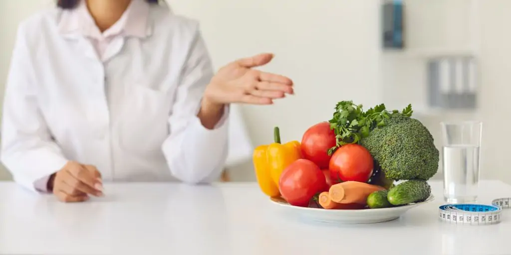 Dieta przy niedoczynności tarczycy -  co jeść, a czego unikać